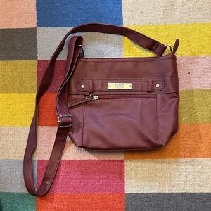 Elegant Burgundy Shoulder Bag
